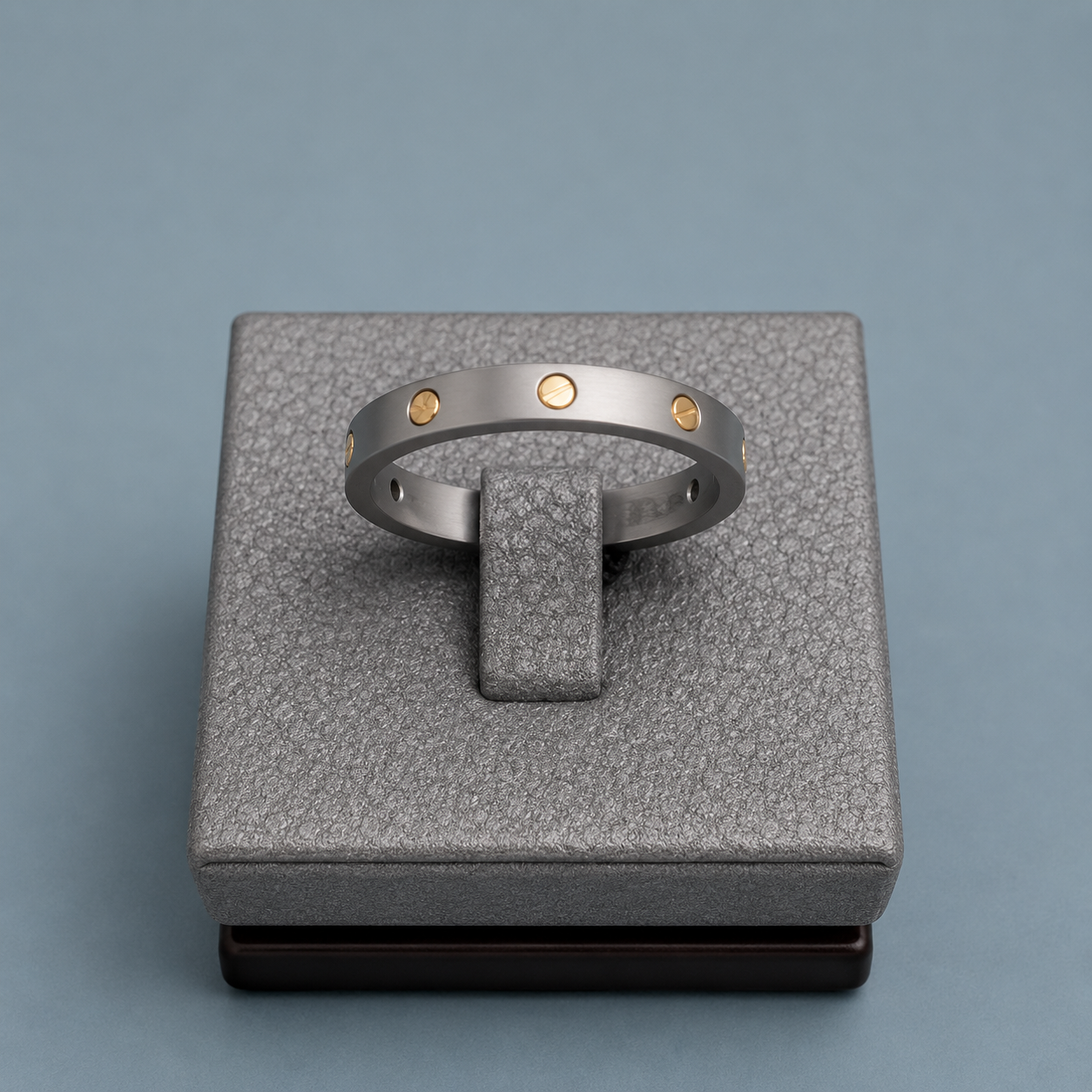 Anello Zancan a Fede in Titanio con Viti in Oro 18kt