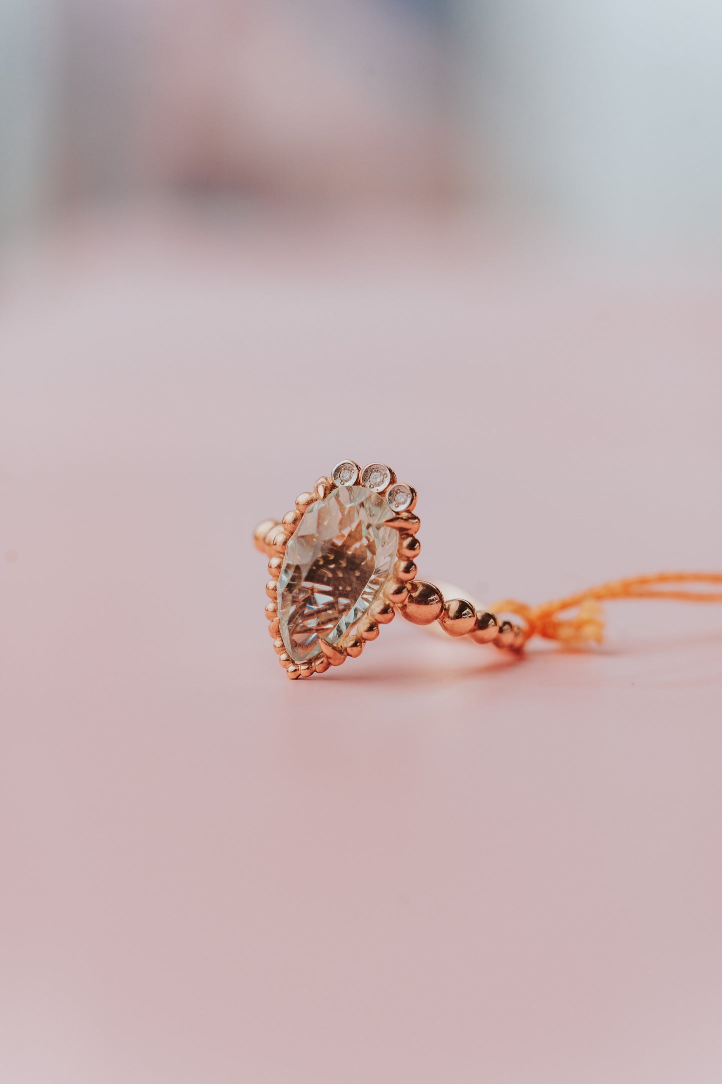Anello Minù by Giovanni Ferraris con topazio verde