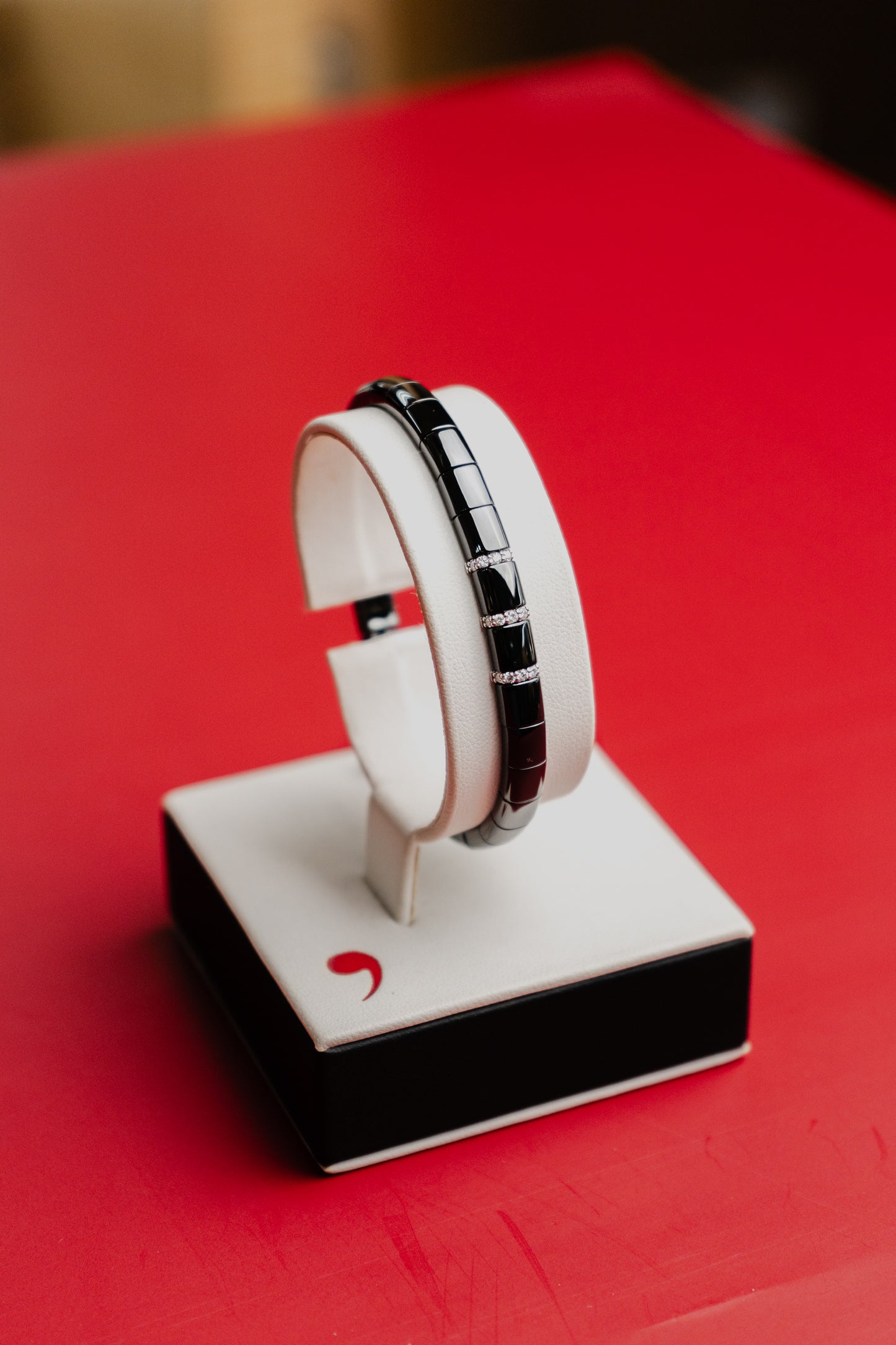 Bracciale Roberto Demeglio in ceramica, oro bianco e diamanti bianchi