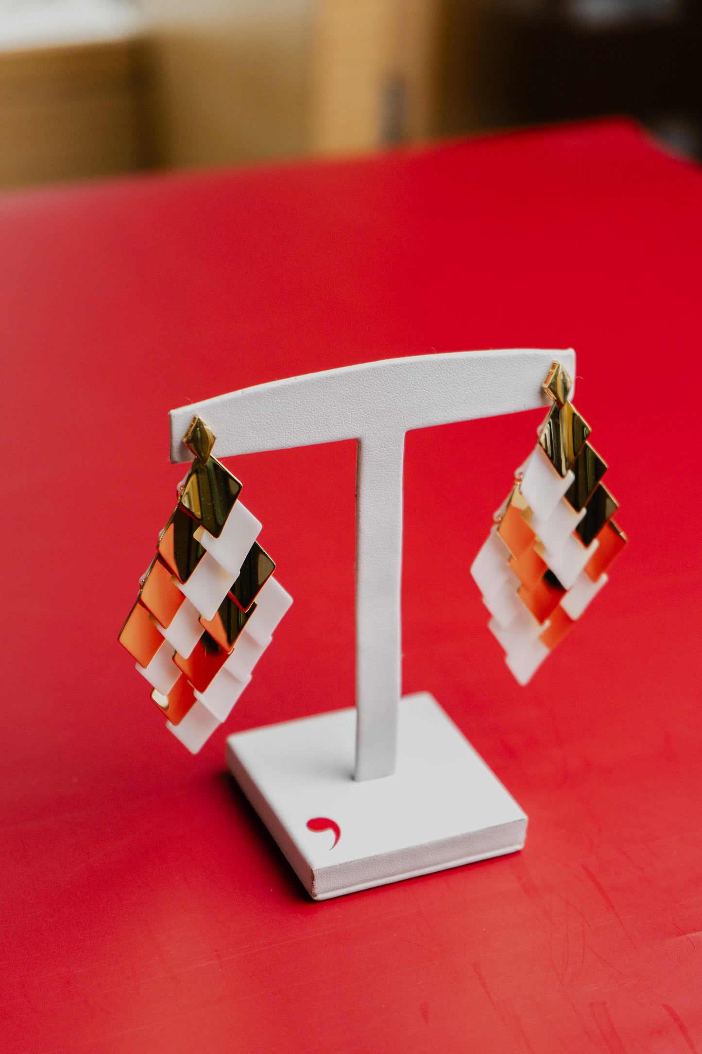 Orecchini Aura by Roberto Demeglio in ceramica dorata rosa e lucida bianca