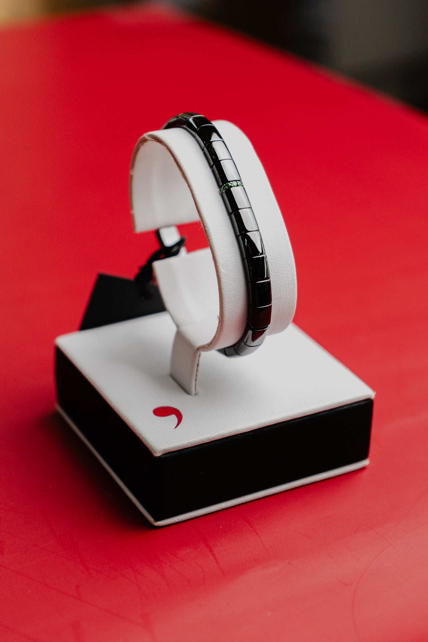 Bracciale Roberto Demeglio in ceramica, oro e zavorite