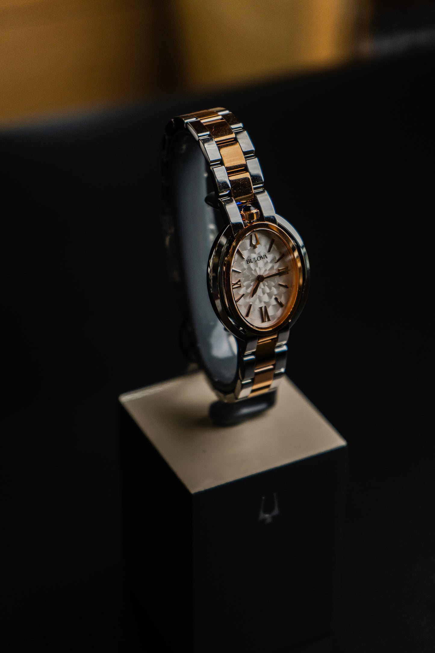 BULOVA RUBAIYAT Ref.98L322