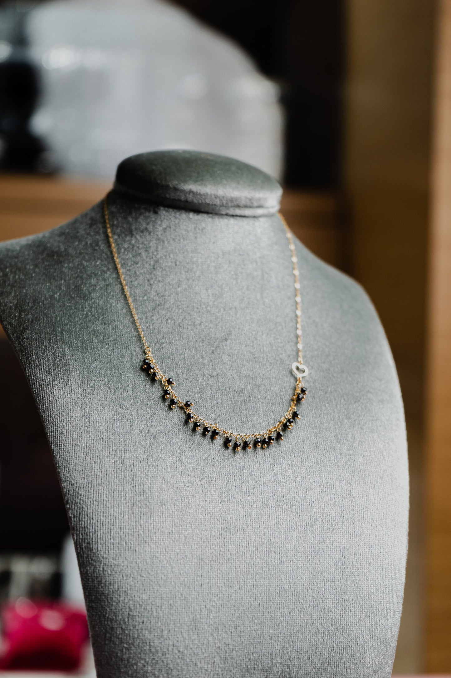 Collana Maman et Sophie girocollo frange in argento e spinello nero