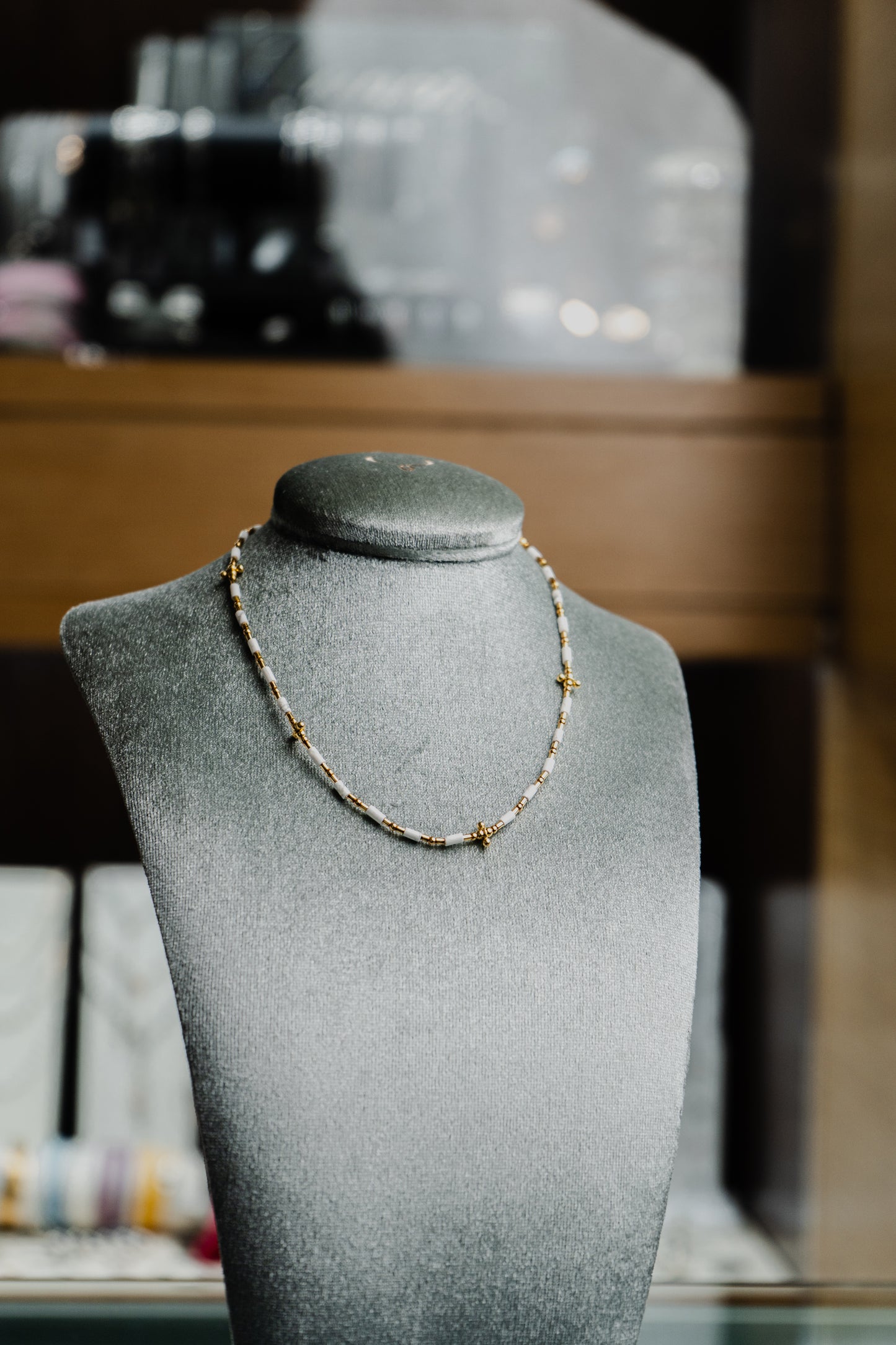 Collana Maman et Sophie in argento con aulite bianca