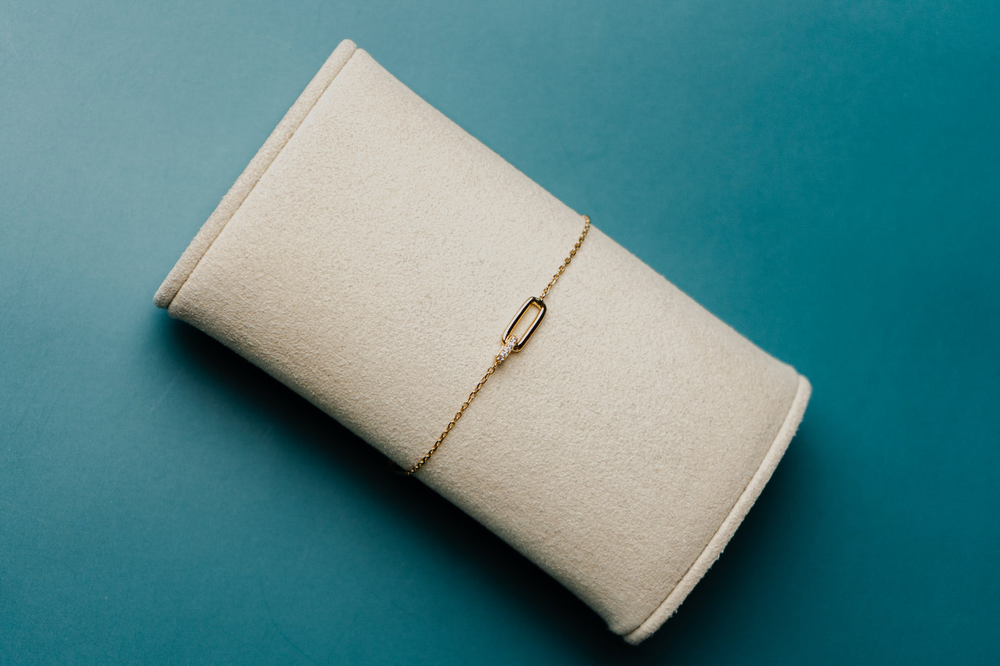 Bracciale Ania Haie in argento placcato in oro con zirconi cubici