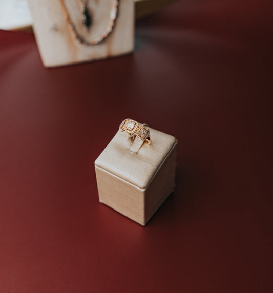 Anello Gianni Carità in oro diamanti