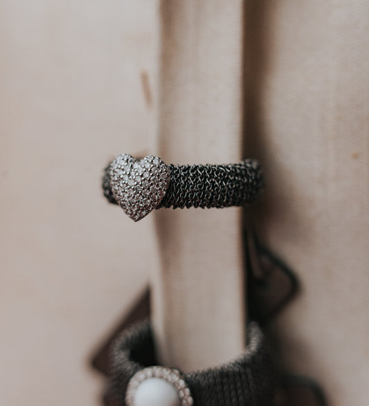 Anello Gianni Carità in oro bianco, oro brunito e diamanti