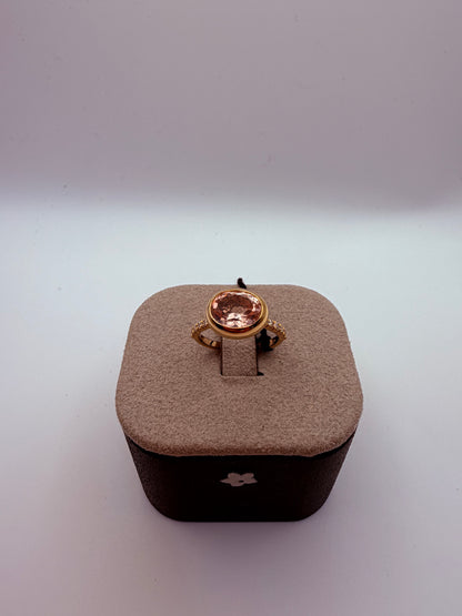 Anello Fiore in oro con quarzo rosa e diamanti