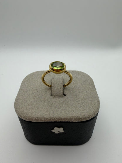 Anello Fiore in oro e Peridoto