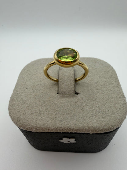 Anello Fiore in oro e Peridoto