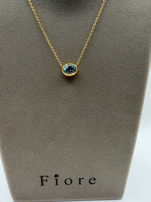 Collana Fiore in oro e Topazio Sky
