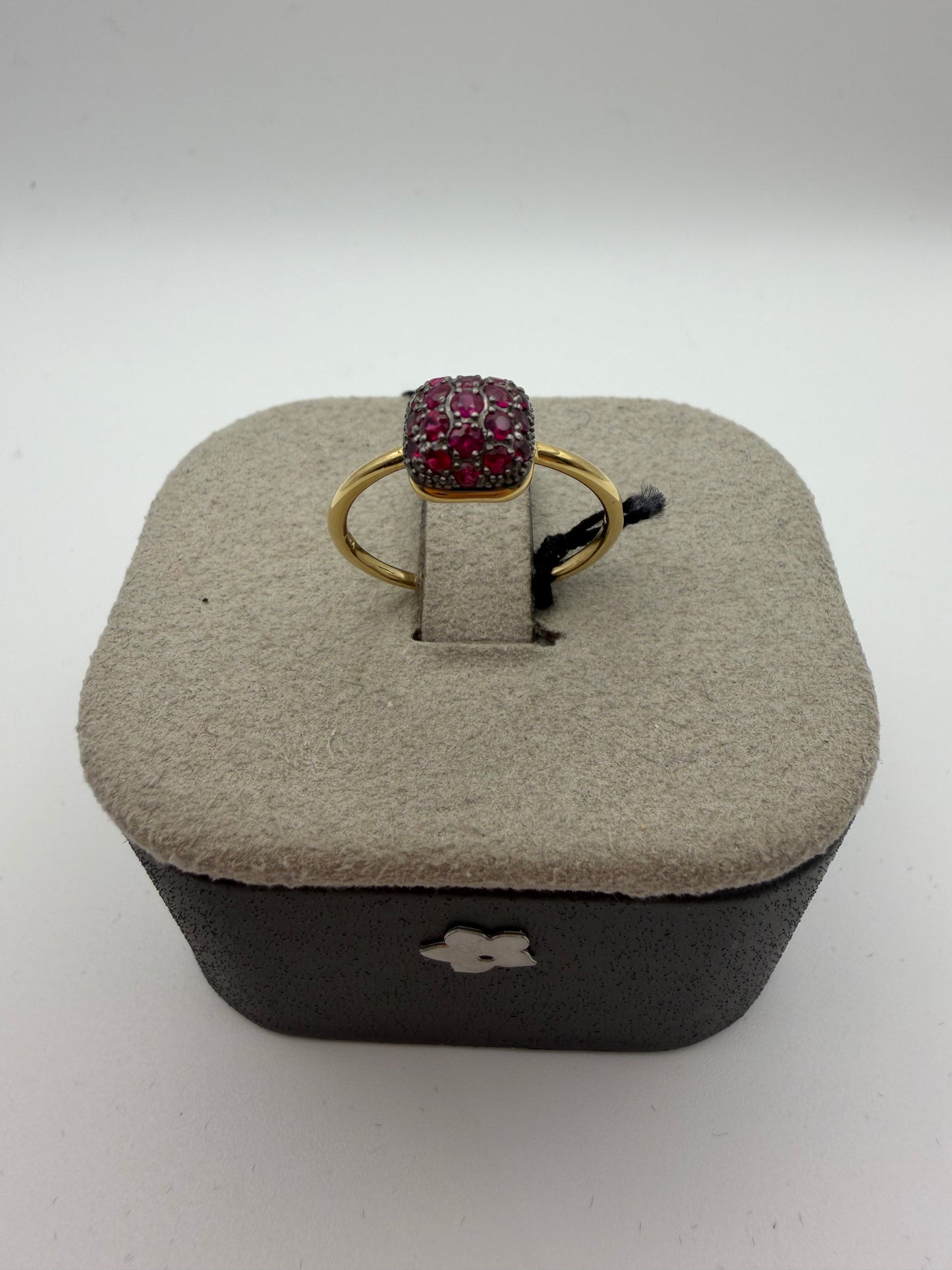 Anello Fiore in oro e rubini
