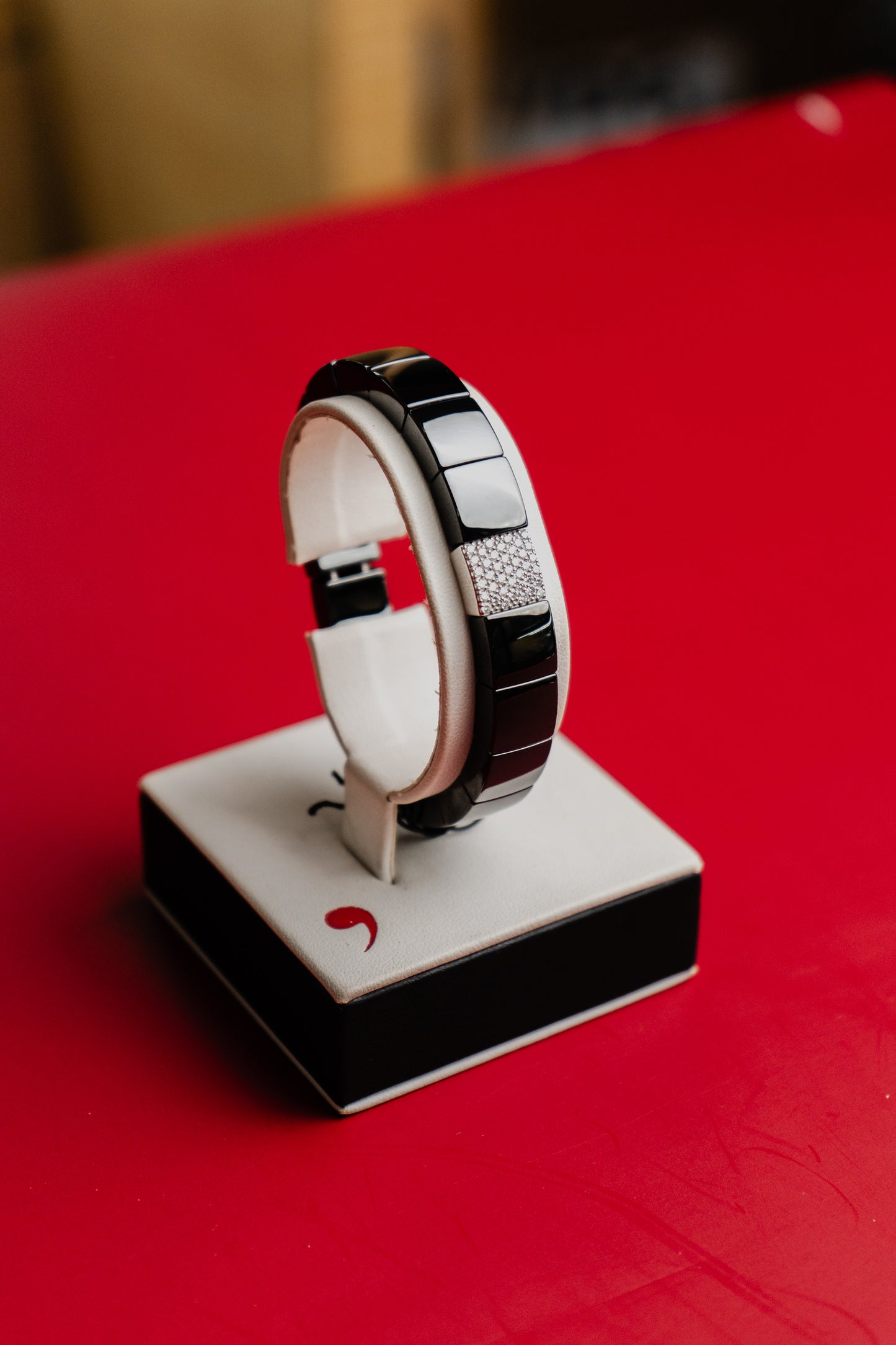 Bracciale Aura by Roberto Demeglio in ceramica, oro e diamanti