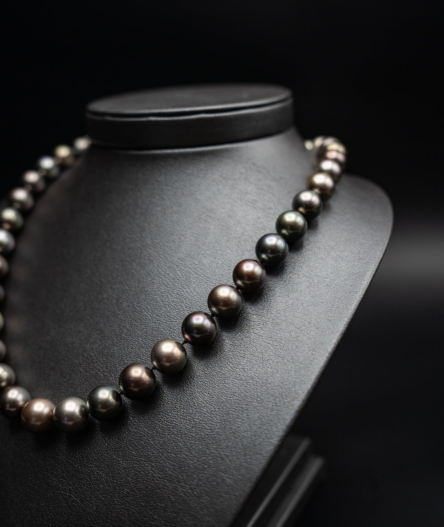 Collana Damiani di Perle tahiti