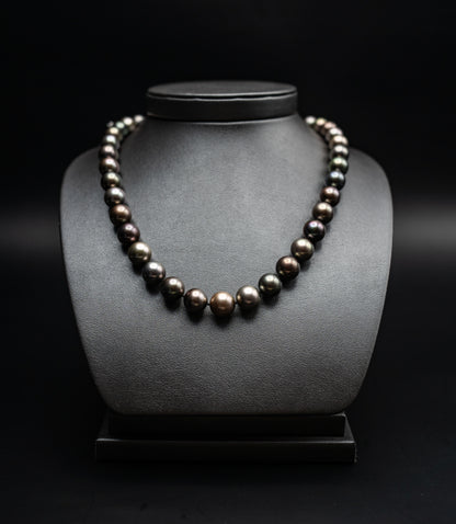 Collana Damiani di Perle tahiti