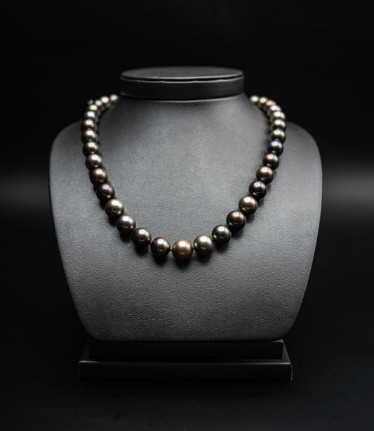 Collana Damiani di Perle tahiti
