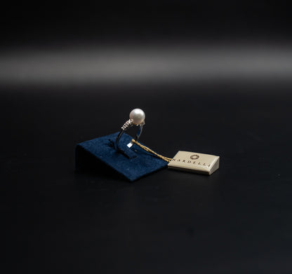 Anello Nardelli in oro bianco, diamanti e perla