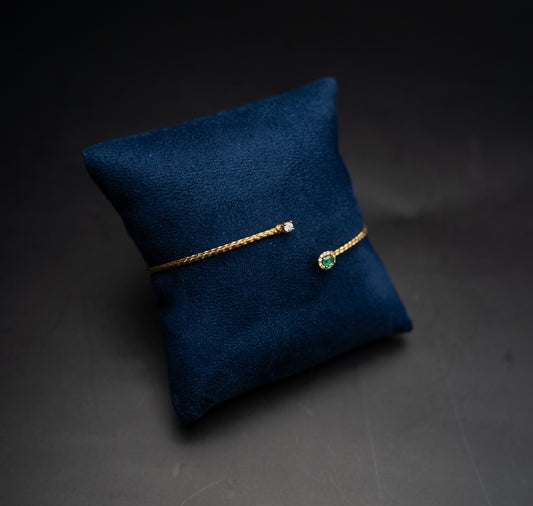 Bracciale Golay in oro giallo satinato, smeraldo naturale e diamanti