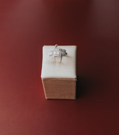 Anello Gianni Carità in oro bianco e diamanti